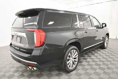 2021 GMC Yukon XL, $46499. Photo 8