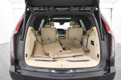 2022 Cadillac Escalade, $63999. Photo 7