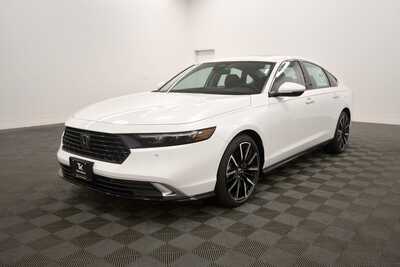 2025 Honda Accord, $38099. Photo 2