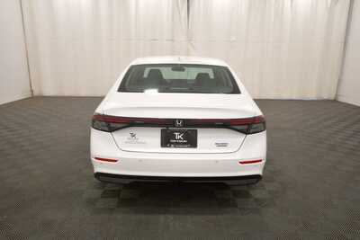 2025 Honda Accord, $38099. Photo 6