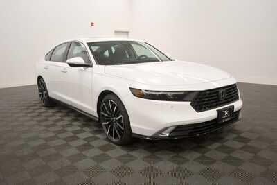 2025 Honda Accord, $38099. Photo 9