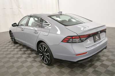 2025 Honda Accord, $32999. Photo 5