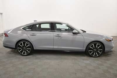 2025 Honda Accord, $32999. Photo 9