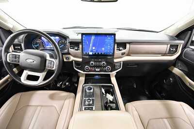2024 Ford Expedition Max, $49999. Photo 3