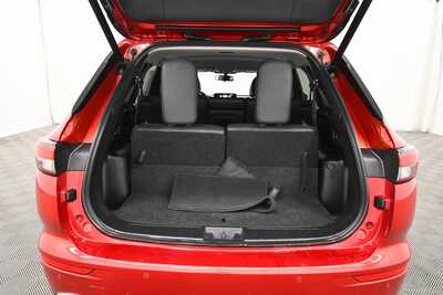 2024 Mitsubishi Outlander, $23499. Photo 7