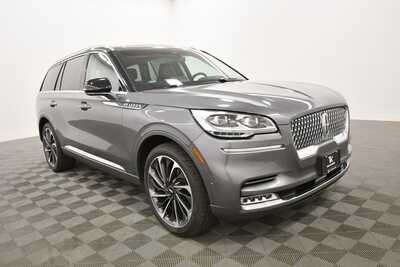 2023 Lincoln Aviator, $42499. Photo 10