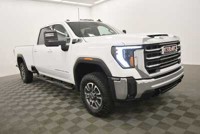 2024 GMC 3500 Crew Cab, $54999. Photo 9