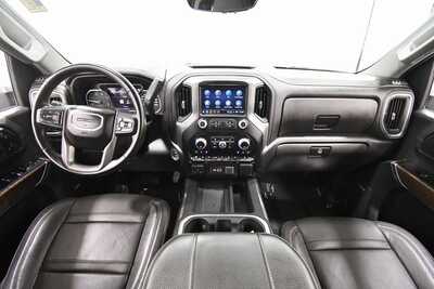 2023 GMC 3500 Crew Cab, $60499. Photo 3