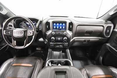 2022 GMC 2500 Crew Cab, $56899. Photo 3