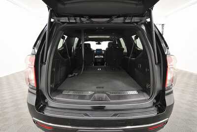 2022 Chevrolet Suburban, $48420. Photo 7