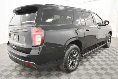 2022 Chevrolet Suburban, $48420. Photo 8
