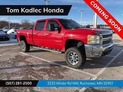 2010 Chevrolet 2500 Crew Cab, $25999. Photo 1