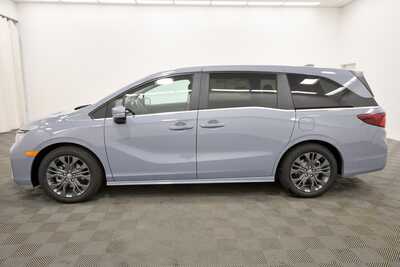 2026 Honda Odyssey, $50040. Photo 4