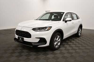 2026 Honda HR-V, $29605. Photo 2