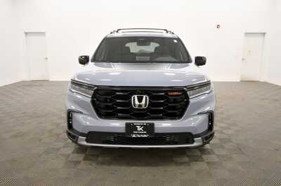 2025 Honda Pilot, $48360. Photo 10