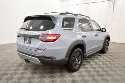 2025 Honda Pilot, $48360. Photo 7