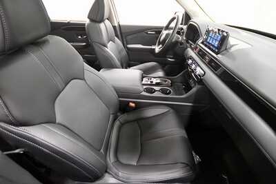 2025 Honda Pilot, $51095. Photo 12
