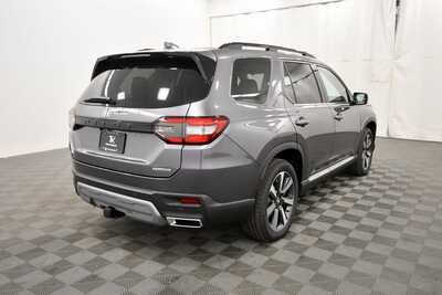 2025 Honda Pilot, $51095. Photo 7