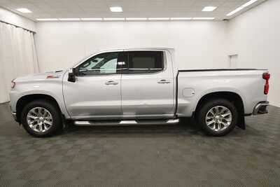 2020 Chevrolet 1500 Crew Cab, $28999. Photo 4