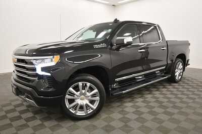 2024 Chevrolet 1500 Crew Cab, $51974. Photo 2