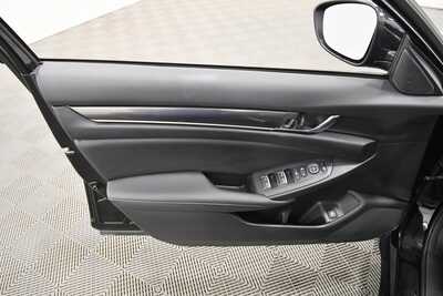 2022 Honda Accord, $24999. Photo 12