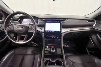 2022 Jeep Grand Cherokee L, $28999. Photo 3