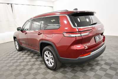 2022 Jeep Grand Cherokee L, $28999. Photo 5