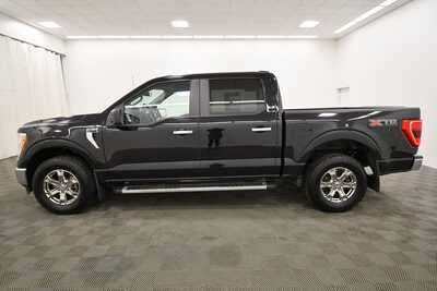 2022 Ford F150 Crew Cab, $32499. Photo 4