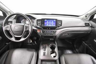 2023 Honda Ridgeline, $29499. Photo 3