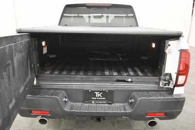 2023 Honda Ridgeline, $29499. Photo 7