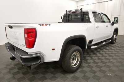 2021 Chevrolet 3500 Crew Cab, $47499. Photo 8