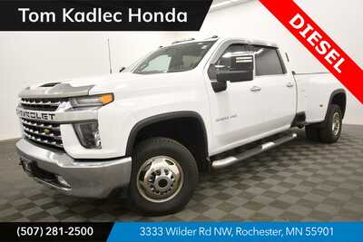 2021 Chevrolet 3500 Crew Cab, $47499. Photo 1