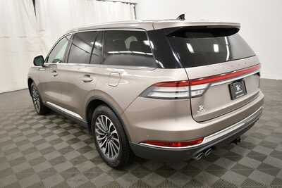 2021 Lincoln Aviator, $36495. Photo 5