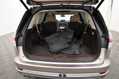2021 Lincoln Aviator, $36495. Photo 7