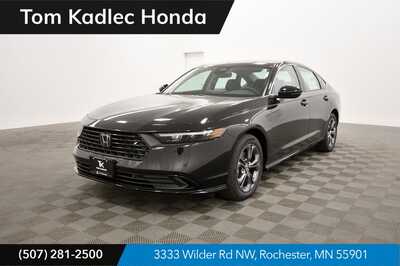 2025 Honda Accord, $36135. Photo 1