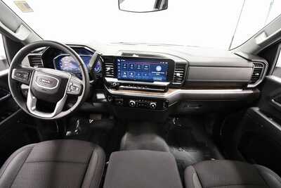 2024 GMC 2500 Crew Cab, $54844. Photo 3