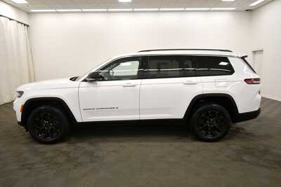 2023 Jeep Grand Cherokee L, $28995. Photo 4