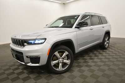 2021 Jeep Grand Cherokee L, $27999. Photo 2