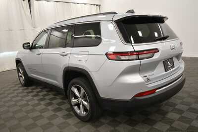 2021 Jeep Grand Cherokee L, $27999. Photo 5
