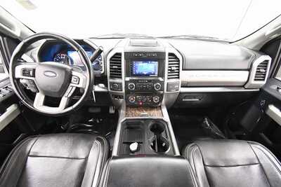 2018 Ford F350 Ext Cab, $44999. Photo 3