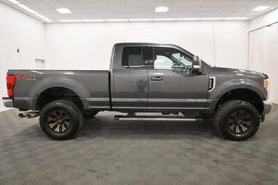 2018 Ford F350 Ext Cab, $44999. Photo 9