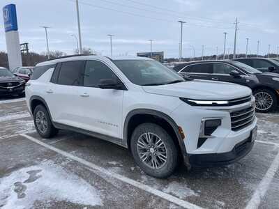 2024 Chevrolet Traverse, $32999. Photo 2