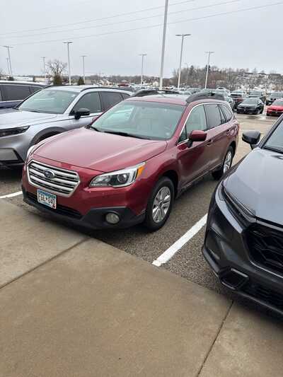 2017 Subaru Outback, $12999. Photo 2