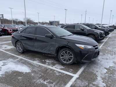 2017 Toyota Camry, $13499. Photo 2