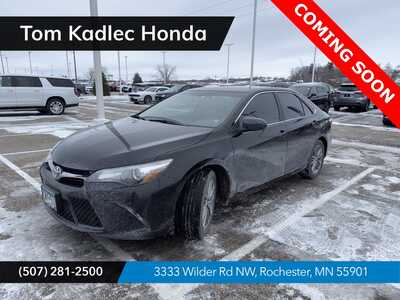 2017 Toyota Camry, $13499. Photo 1
