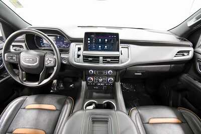 2022 GMC Yukon, $55999. Photo 3