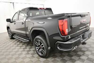 2022 GMC 1500 Crew Cab, $48999. Photo 5