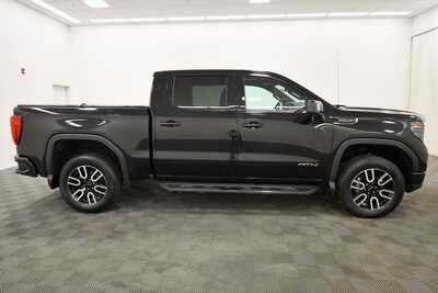 2022 GMC 1500 Crew Cab, $48999. Photo 9