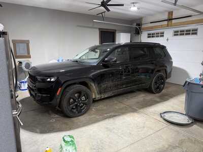 2023 Jeep Grand Cherokee L, $31999. Photo 2