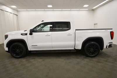 2023 GMC 1500 Crew Cab, $43999. Photo 4